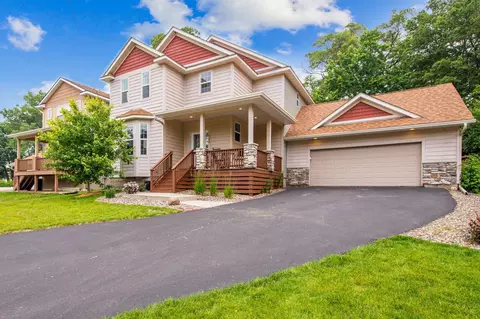 4145 Halifax Ave N, Robbinsdale, MN 55422