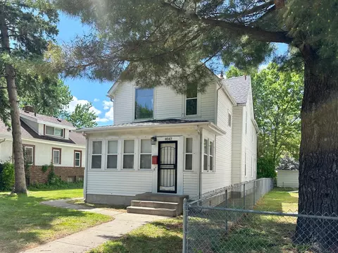 4047 Dupont Ave N, Minneapolis, MN 55412