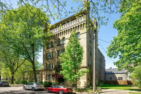 117 Mackubin St #2, Saint Paul, MN 55102