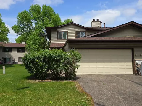 8785 Maplebrook Pkwy N, Brooklyn Park, MN 55445