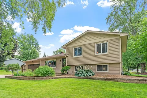 1862 Carnelian Ln, Eagan, MN 55122 photo 3