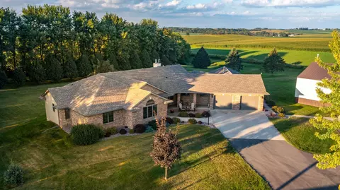 7740 60th Ave SW, Rochester, MN 55902