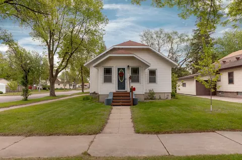 1004 2nd St SW, Wadena, MN 56482