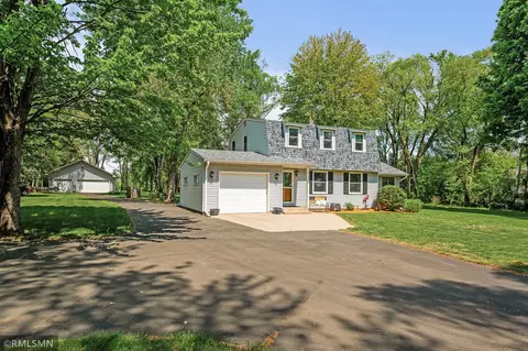 11228 10th St N, Lake Elmo, MN 55042