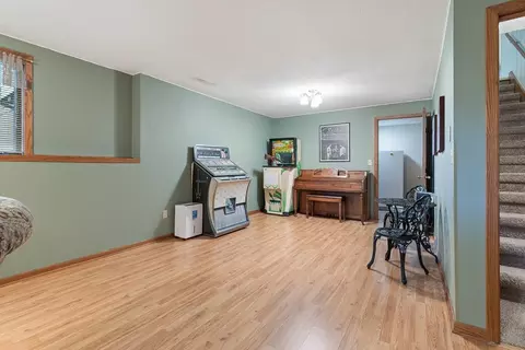 502 N Bruce St, Marshall, MN 56258 photo 37