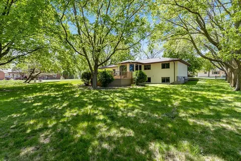 502 N Bruce St, Marshall, MN 56258 photo 9