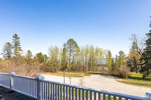 View/Area - 6029 London Rd, Duluth, MN 55804 photo 1 of 6