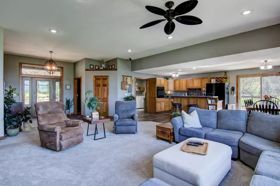  e8965 810th Avenue, Colfax, WI 54730 photo 9