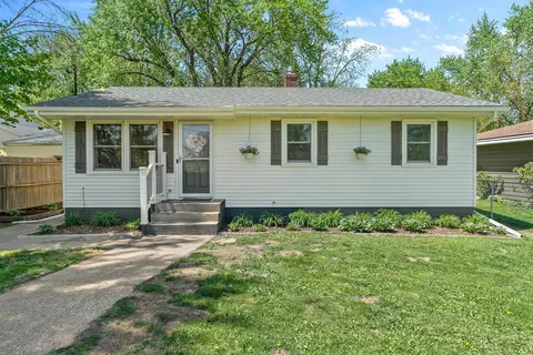 816 5th St S, Stillwater, MN 55082