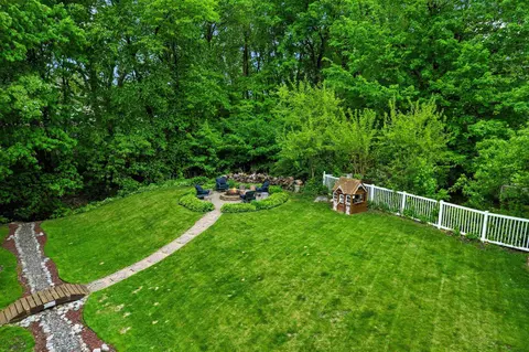 Exterior - 5840 Three Oaks Ave, Maple Plain, MN 55359 photo 4 of 11