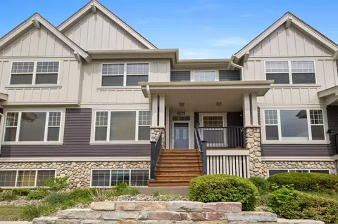 15564 Dynasty Way #303, Apple Valley, MN 55124