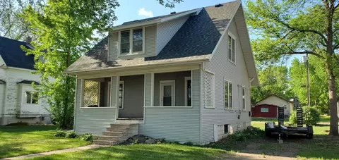 217 W Flynn St, Redwood Falls, MN 56283