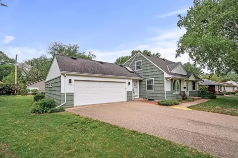 8242 Upton Ave S, Bloomington, MN 55431