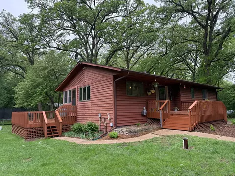 17367 Highland Dr, Paynesville, MN 56362
