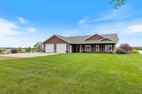 Exterior - 1555 Dickson Dr, Hendricks, MN 56136 photo 5 of 13