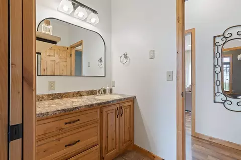 Bath - 1555 Dickson Dr, Hendricks, MN 56136 photo 2 of 11