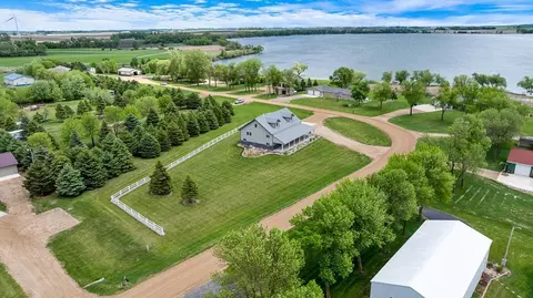 View/Area - 1555 Dickson Dr, Hendricks, MN 56136 photo 4 of 9