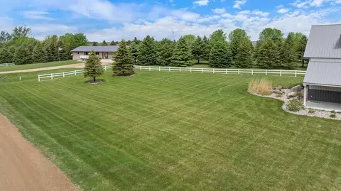 Exterior - 1555 Dickson Dr, Hendricks, MN 56136 photo 13 of 13
