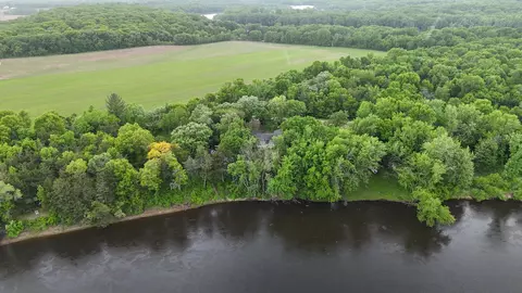 3033 Fulton Cir, Clearwater, MN 55320