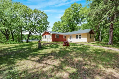 18587 Dover Rd, Clearwater, MN 55320