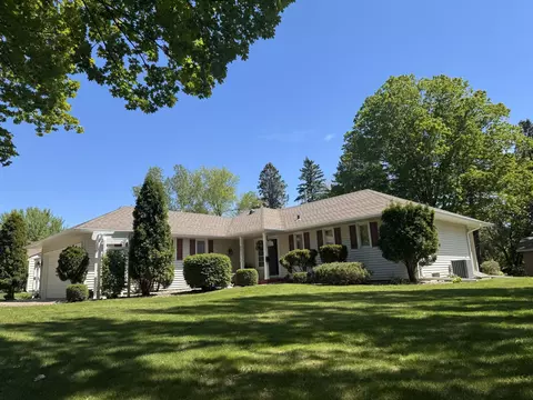 351 Selby Ave, Owatonna, MN 55060