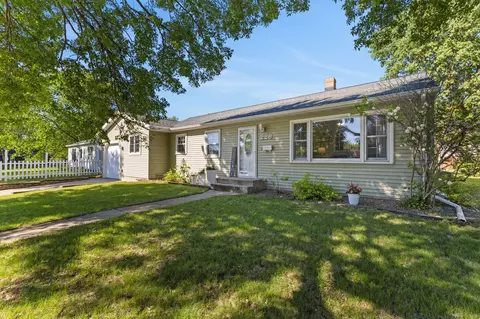226 Sunrise Blvd, Redwood Falls, MN 56283
