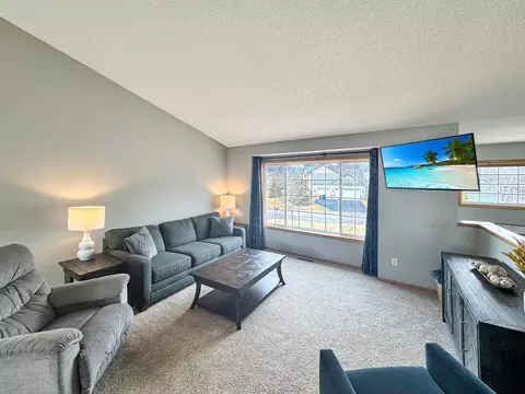 703 Kalea Ct, Hanover, MN 55341 photo 12
