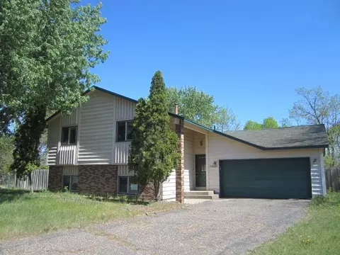 11666 Nevada Ln, Champlin, MN 55316