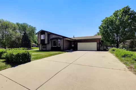 7213 114th Ln N, Champlin, MN 55316 photo 2