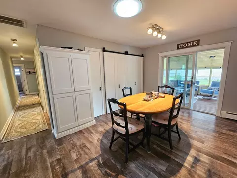 Dining - 249 3rd Ave NW, Spring Grove, MN 55974 photo 1 of 2