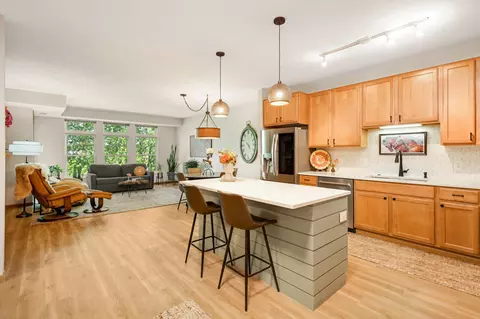 7100 Metro Blvd #415, Edina, MN 55439