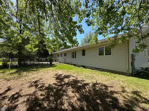 111 4th St N, Leonard, ND 58052 photo 7