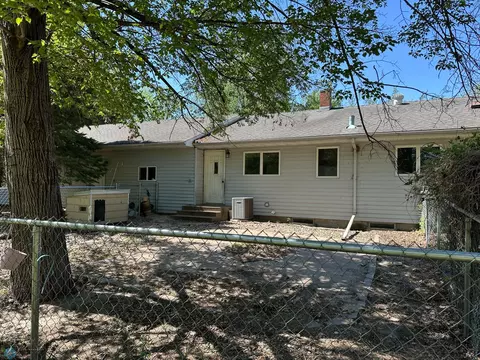 111 4th St N, Leonard, ND 58052 photo 8