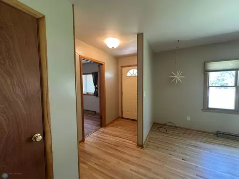 111 4th St N, Leonard, ND 58052 photo 9