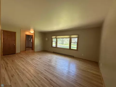 111 4th St N, Leonard, ND 58052 photo 11