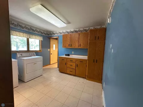 111 4th St N, Leonard, ND 58052 photo 26