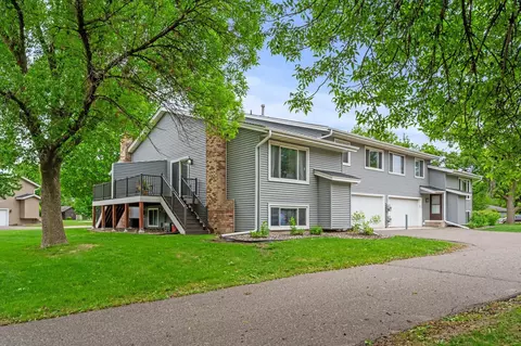 16197 Flagstaff Ct S, Rosemount, MN 55068