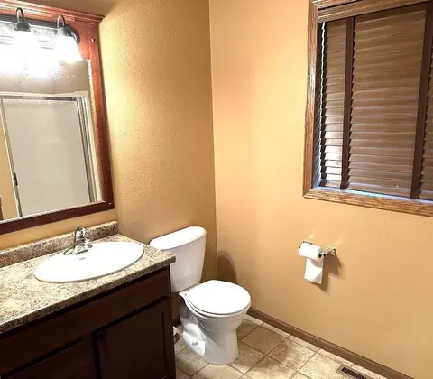 Bath - 413 River Bluff Dr, Windom, MN 56101 photo 1 of 1