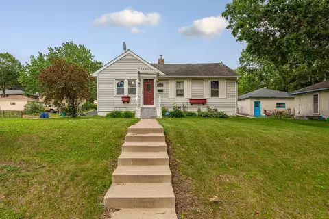 4559 Washington St NE, Columbia Heights, MN 55421