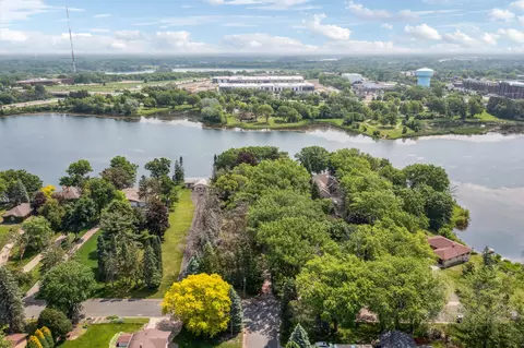 3704 Milton St N, Shoreview, MN 55126