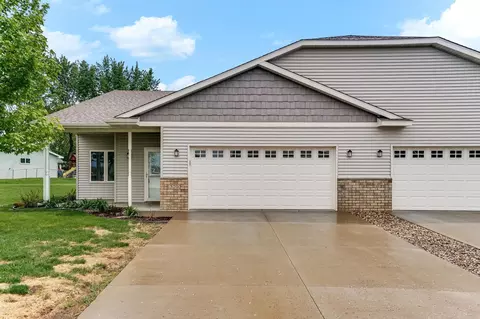 320 2nd St NW, Mayer, MN 55360