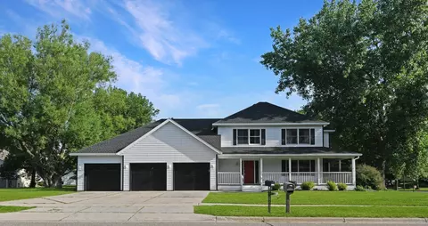 2403 Goettens Way, Saint Cloud, MN 56301