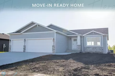 10302 Burgundy Dr, Horace, ND 58047
