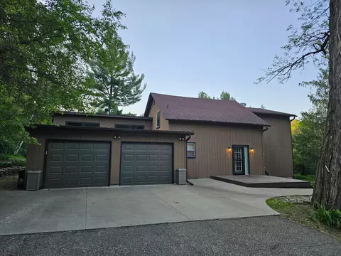 146 Green Spring Rd, Red Wing, MN 55066