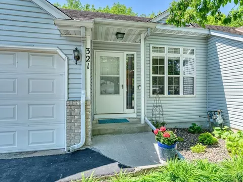 Exterior - 321 Creekside Dr, Buffalo, MN 55313 photo 2 of 7