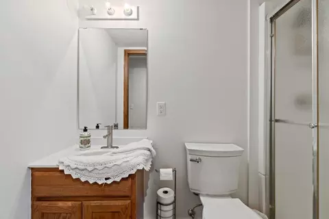 Bath - 4180 Reading Rd, Eagan, MN 55123 photo 4 of 4