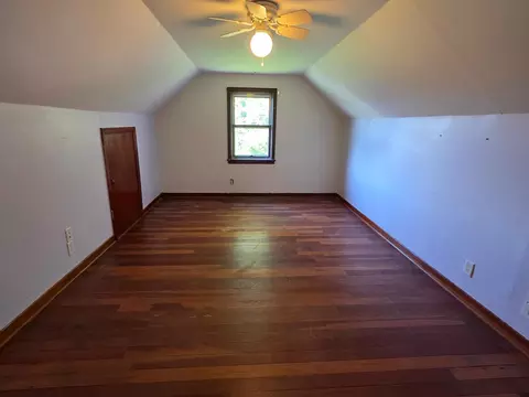 Bedroom - 508 5th St, Kenyon, MN 55946 photo 3 of 6
