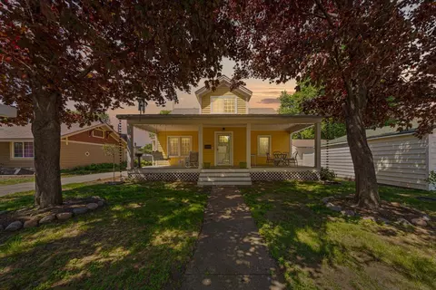 2218 7th St NE, Minneapolis, MN 55418