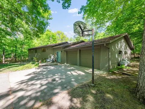 2536 Sandhill Ln NE, Alexandria, MN 56308
