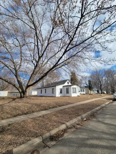 4959 5th St NE, Columbia Heights, MN 55421